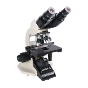 Microscópio Binocular Plano Biológico Planacromáticas L2000 em uso laboratorial